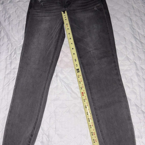 💜jeans - Picture 3 of 4